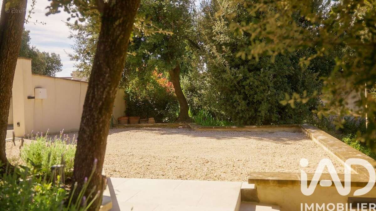 Photo 2 - Maison à EYRAGUES