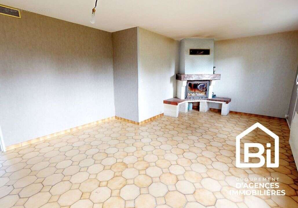 Maison à AMFREVILLE