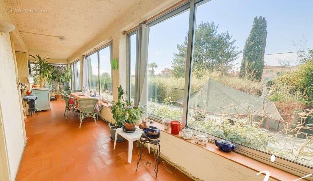 Maison à SAUSSAN