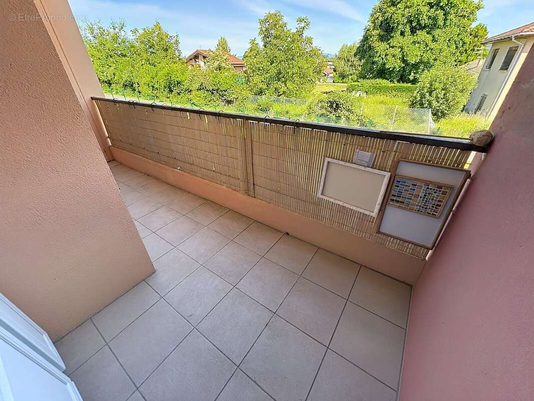 Appartement à vendre 3 pièces BONS EN CHABLAIS (74) - photo 3