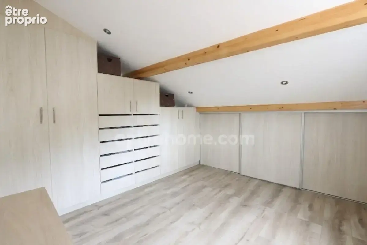 Fontoy - maison de 150 m² avec 5 chambres, garage, terrasse et jardin ! fort potentiel ! - photo 13