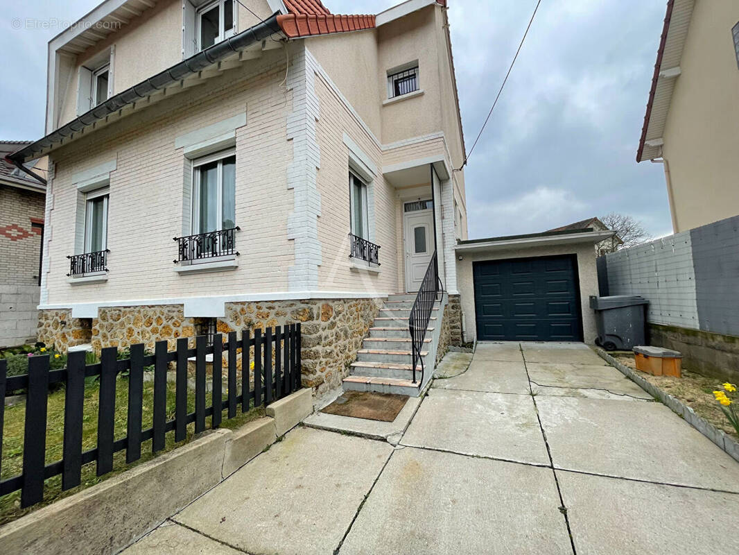 Maison à ABLON-SUR-SEINE