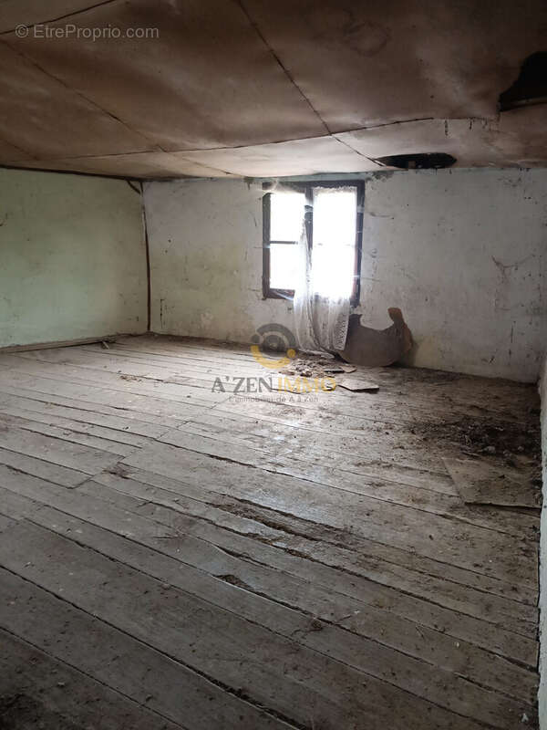 Maison à NUEIL-LES-AUBIERS