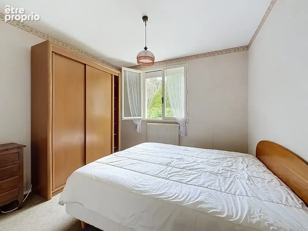 Chambray-lès-tours – fontaine blanche – maison familiale à réinventer sur plus de 500 m² - photo 6