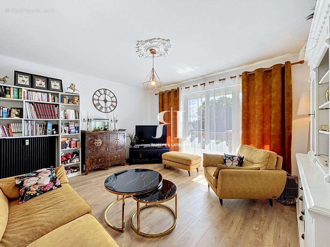 Appartement à LANESTER