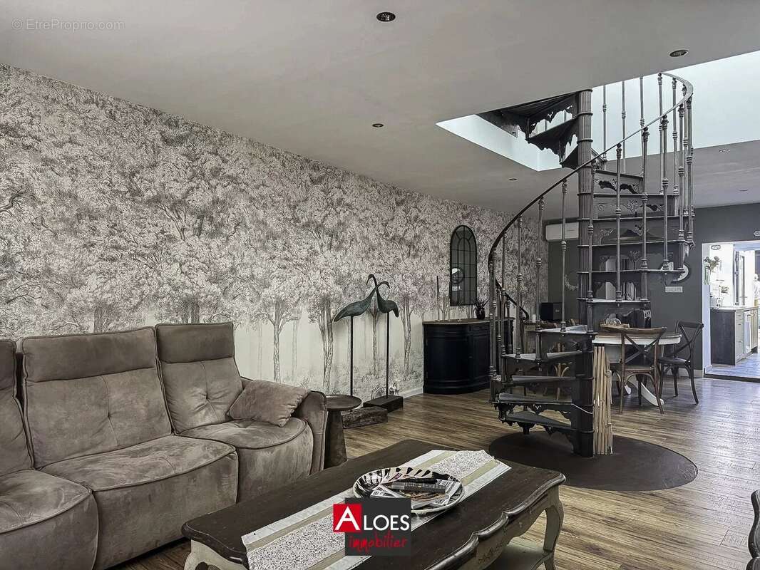 Maison Aigues-Mortes intra-muros avec garage et piscine - photo 5