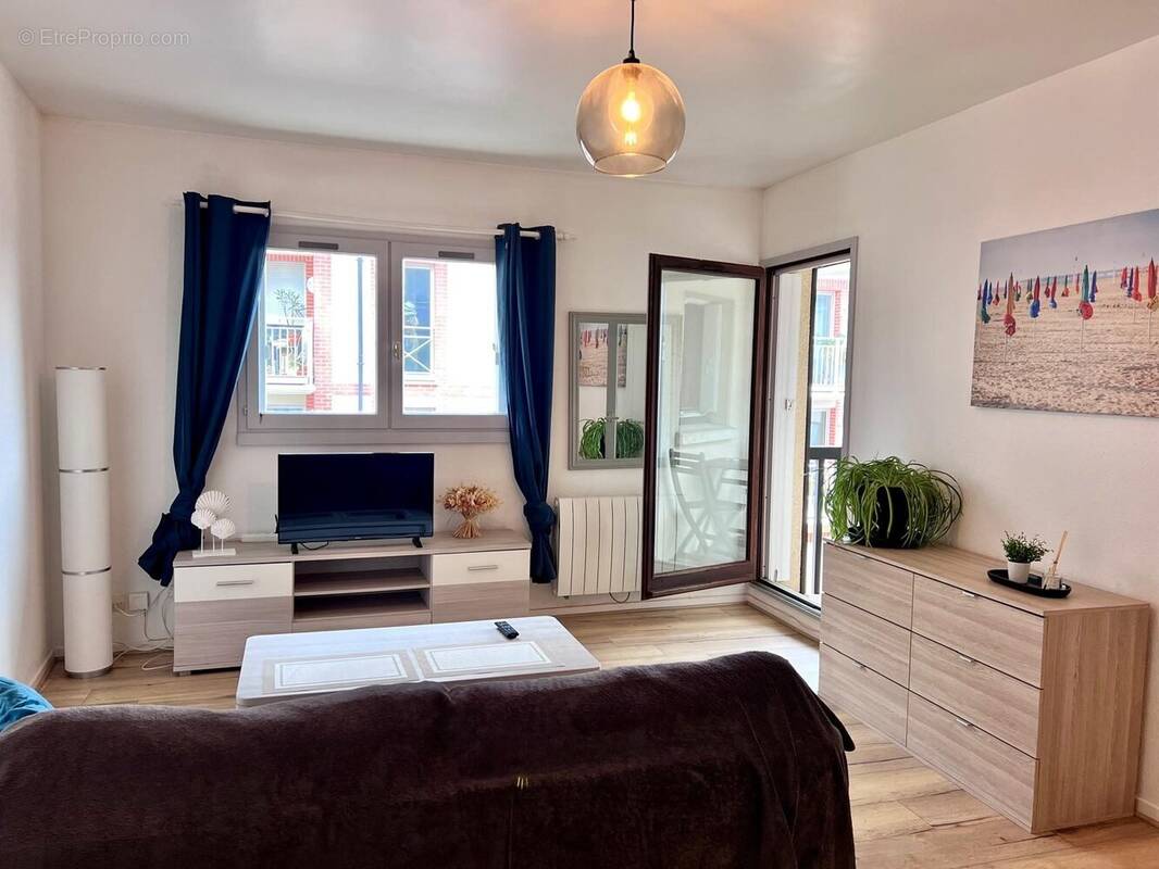 Appartement à BLONVILLE-SUR-MER