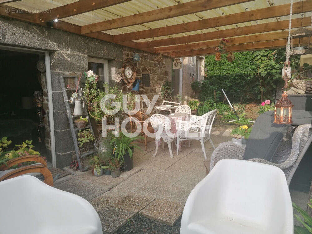 Maison à SAINT-HELEN