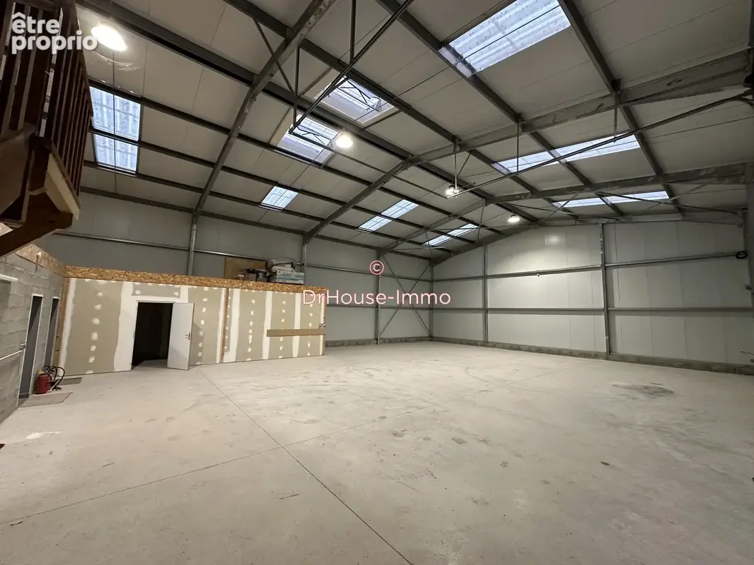 Commerce 367 m² à vendre à Chateau-Landon (77570) - photo 61