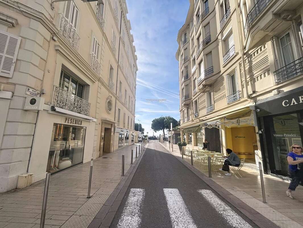 Appartement à CANNES