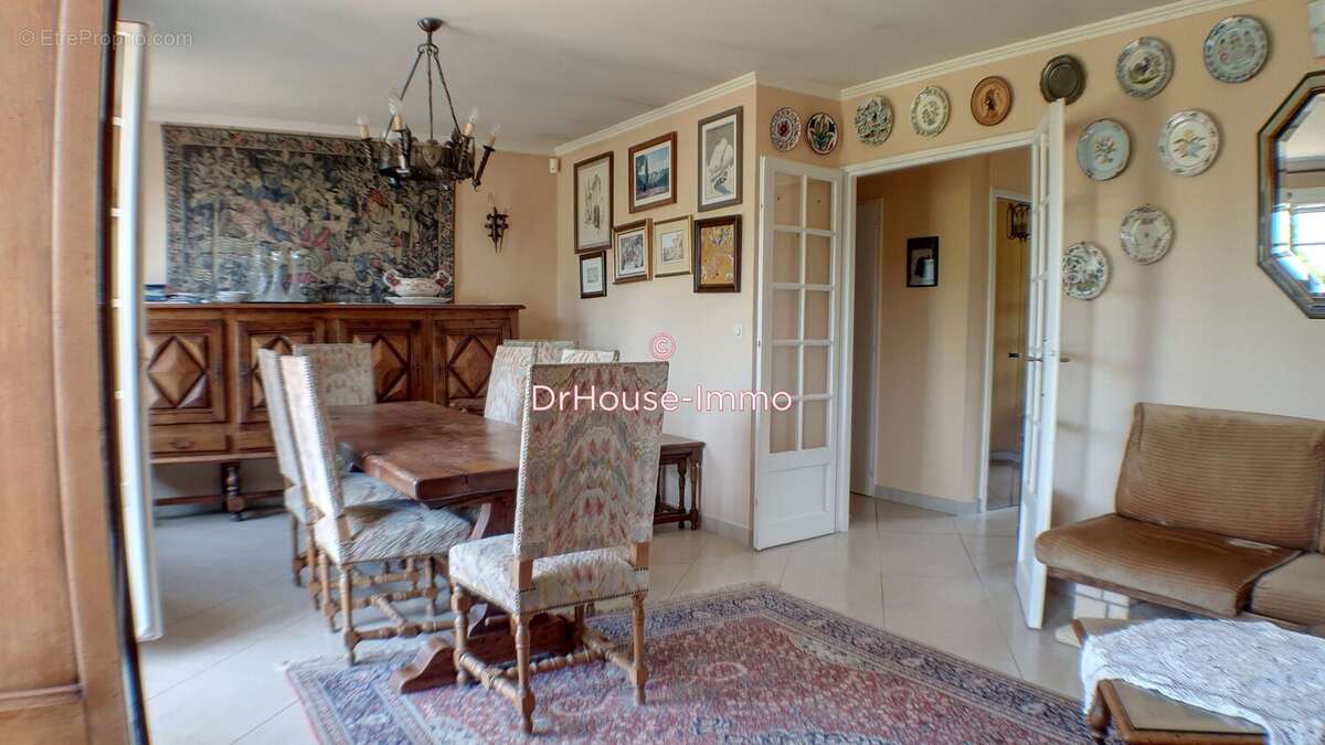 Maison à ROISSY-EN-BRIE