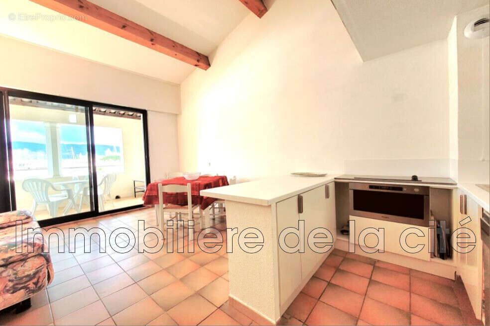 Appartement à GRIMAUD