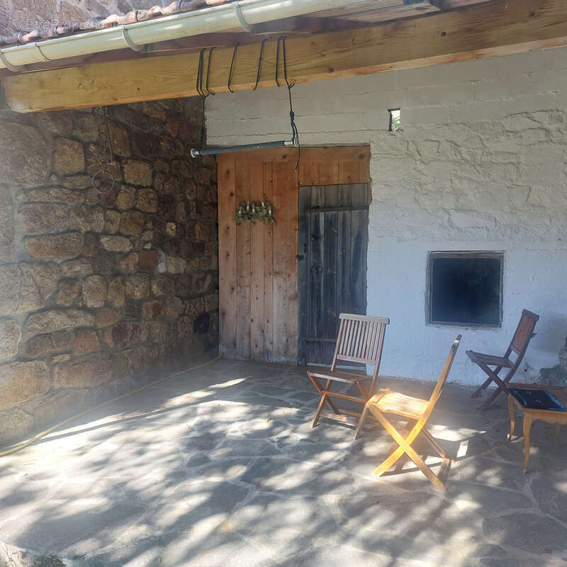 Maison à LACHAPELLE-SOUS-CHANEAC