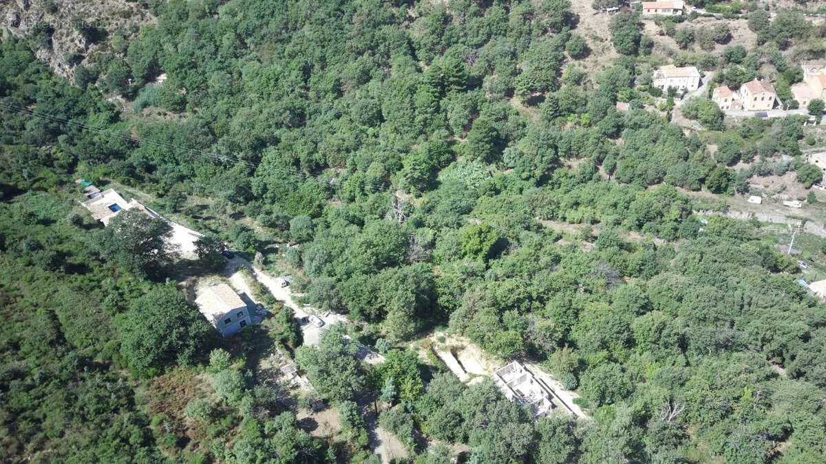 Terrain à VILLE-DI-PARASO