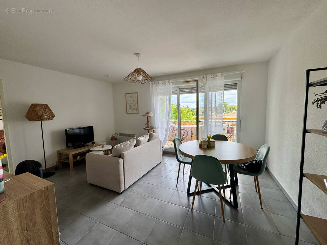 Appartement à CHATEAURENARD