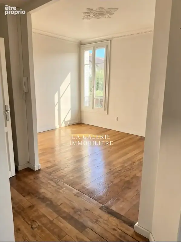 Appartement à SURESNES