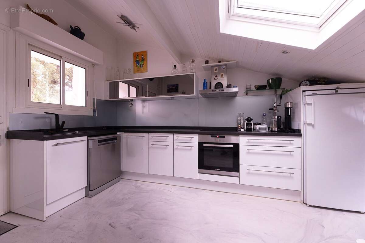 Seignosse Le Penon (40) - Villa Patio 82 m² - Entièrement rénovée - 2 chambres - Terrasse et jacuzzi - photo 6