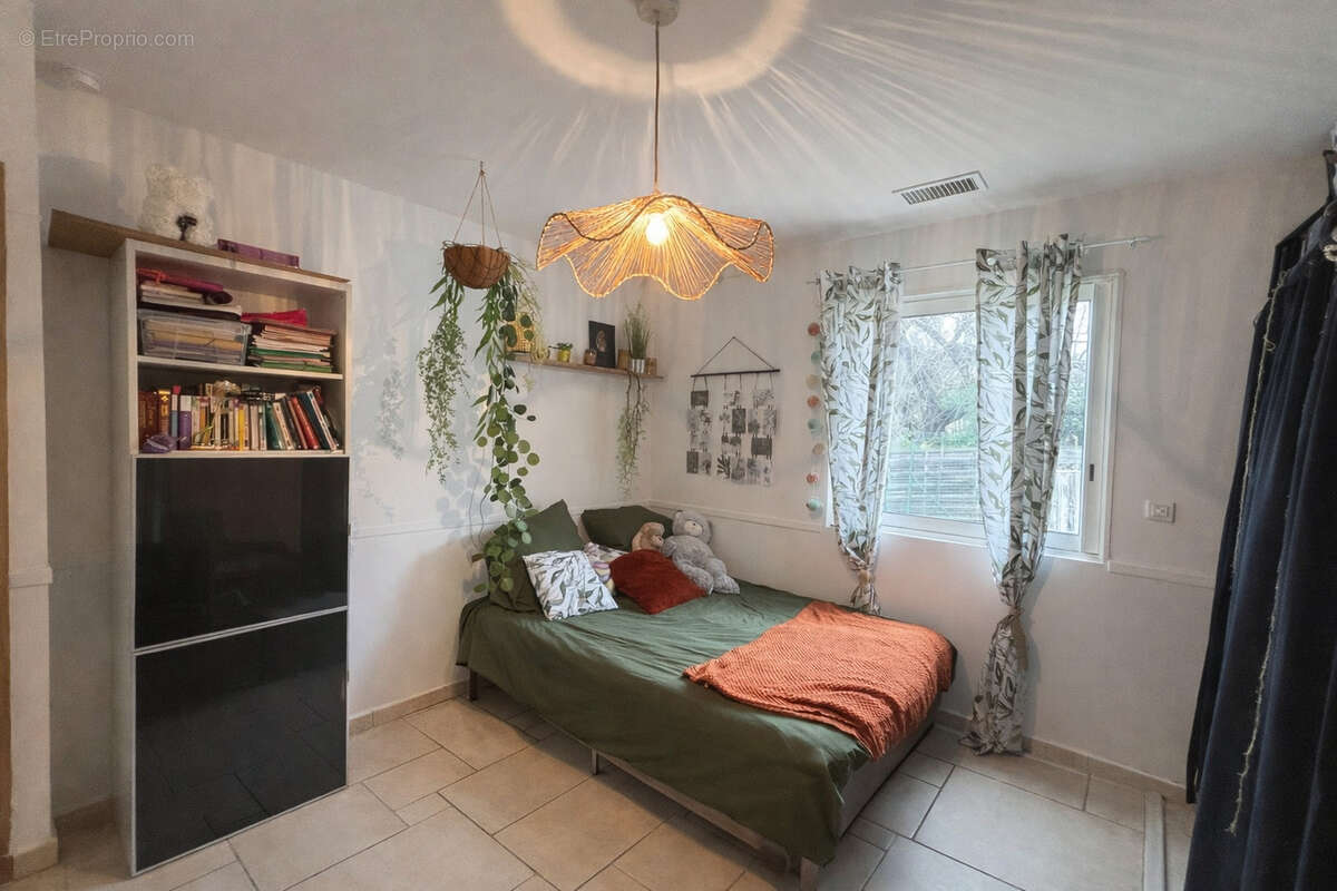 Maison à SOLLIES-TOUCAS