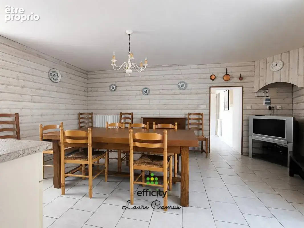 Maison 7 pièces 192 m² à vendre à Saint-Avaugourd-Des-Landes (85540) - photo 7