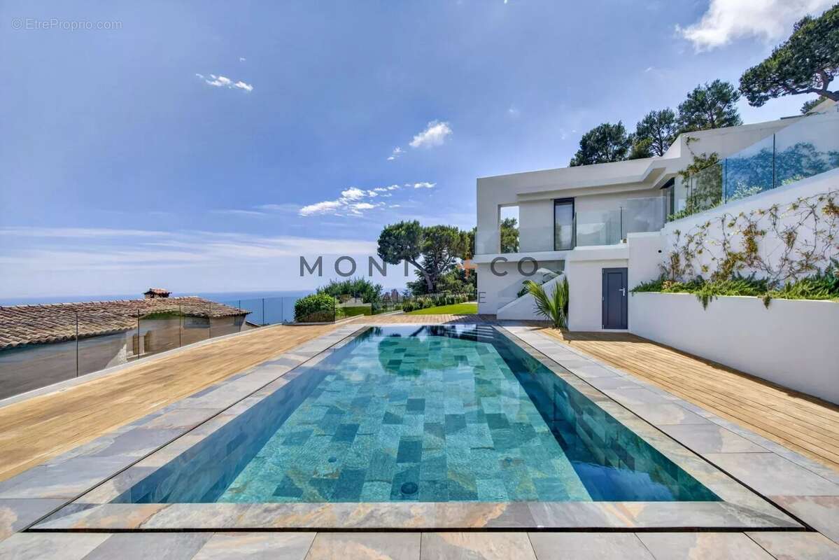 Maison à ROQUEBRUNE-CAP-MARTIN