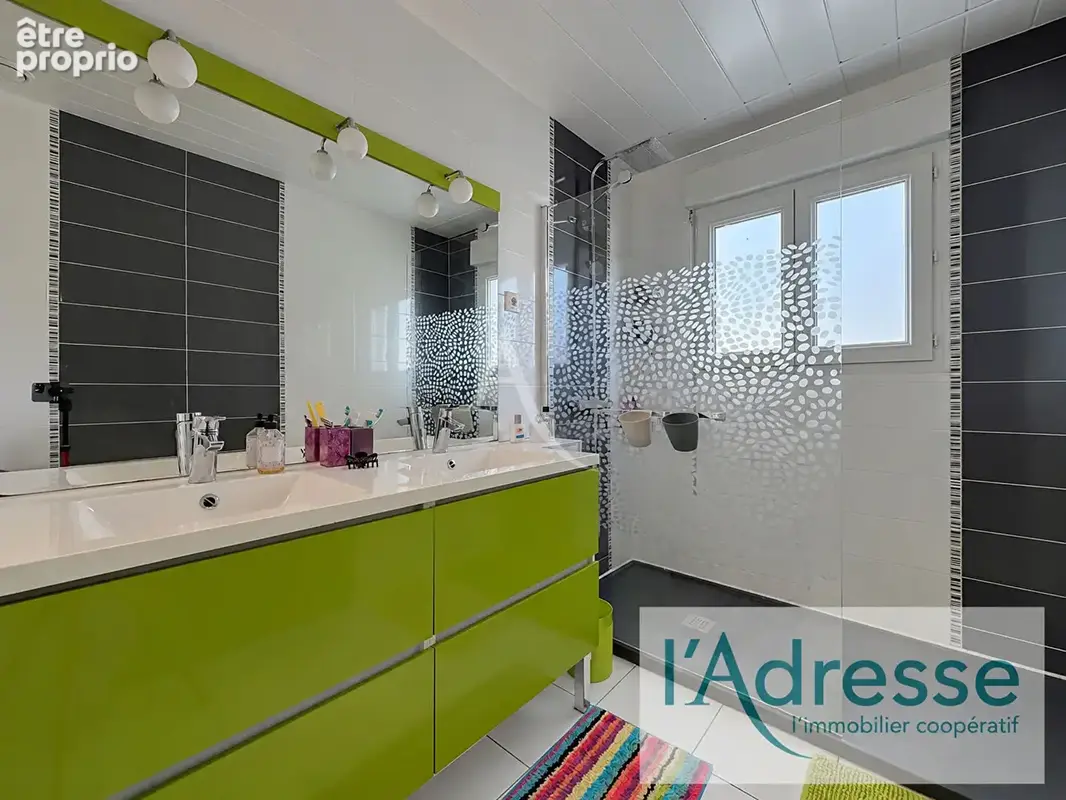 Castelginest - maison d'environ 190 m² avec piscine intérieure - photo 9