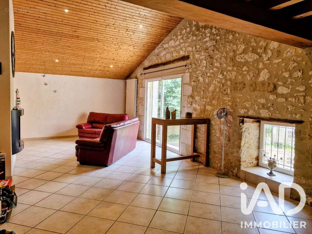 Maison 166 m² à La Sauvetat-Du-Dropt  - photo 7