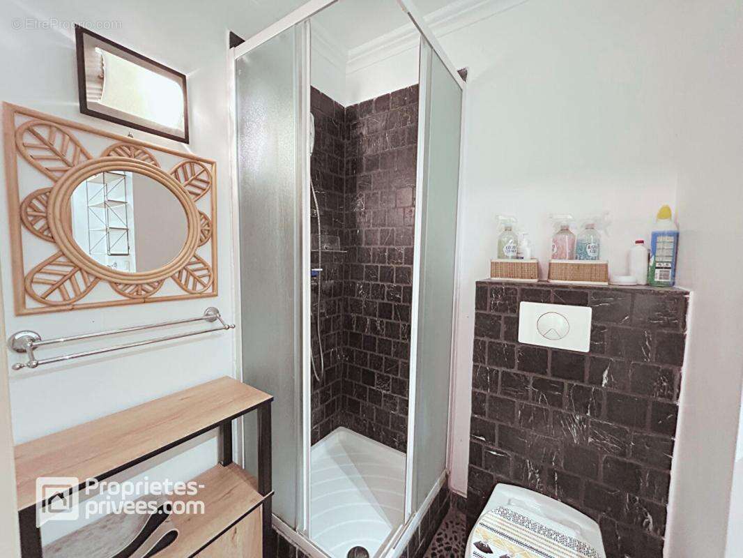 Appartement à BORMES-LES-MIMOSAS