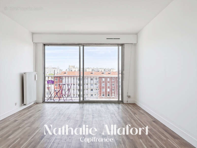 Appartement à MONTROUGE