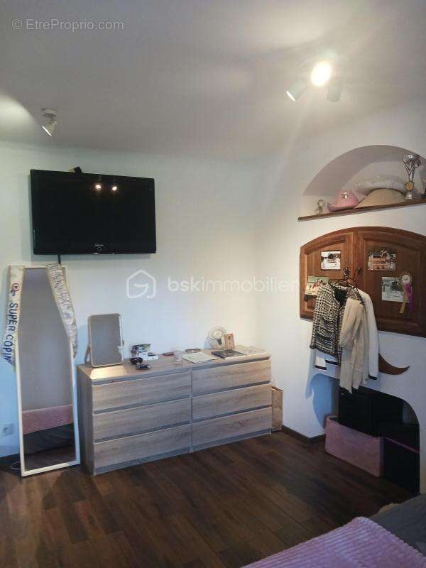 Maison à MONTLOUIS-SUR-LOIRE