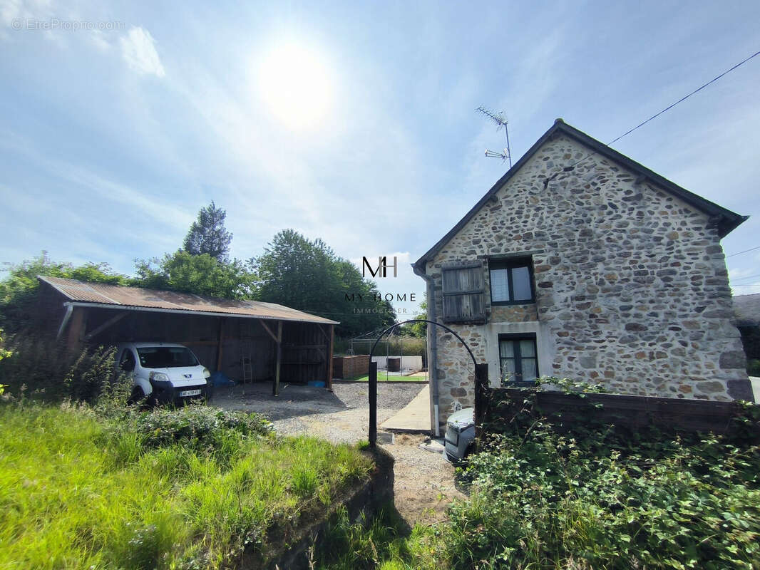 Maison à SAINT-PIERRE-DES-NIDS