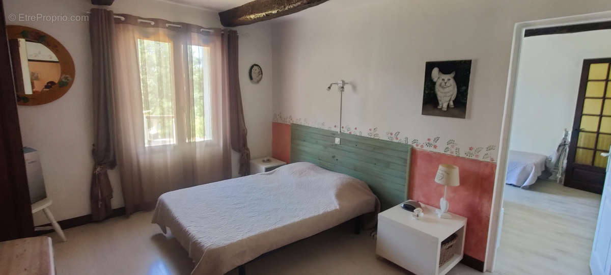 Maison à VILLECROZE