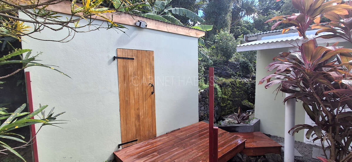 A vendre - un ensemble immobilier de 229.03 m2 environ - saint-philippe- 254 400 € - photo 17