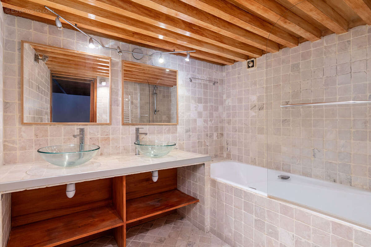 Appartement à LYON-4E