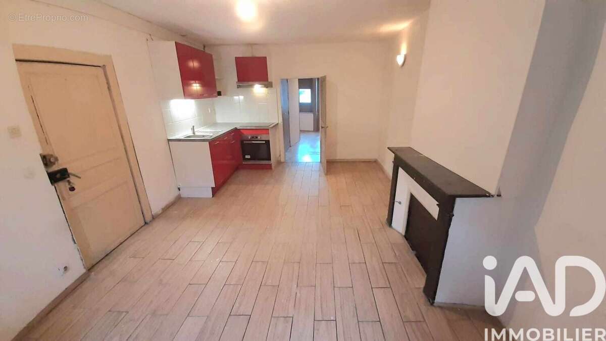 Photo 7 - Appartement à SAINT-YRIEIX-LA-PERCHE