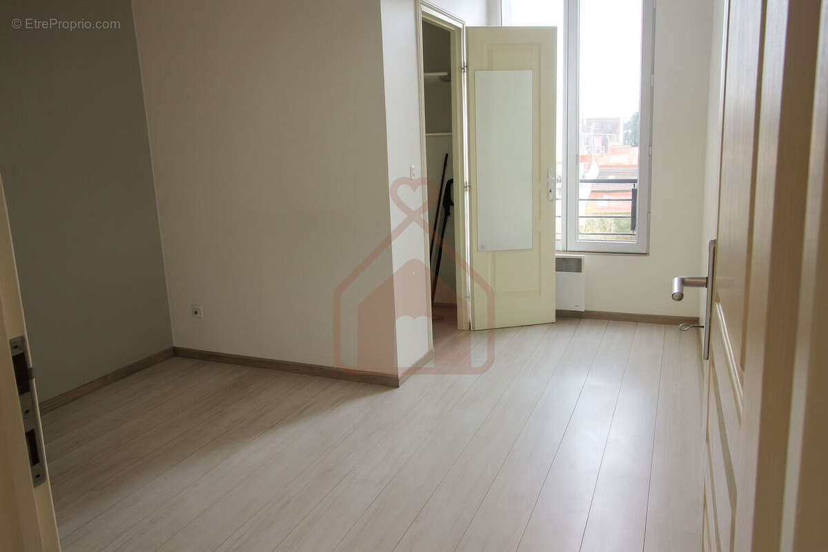 Appartement à IVRY-SUR-SEINE