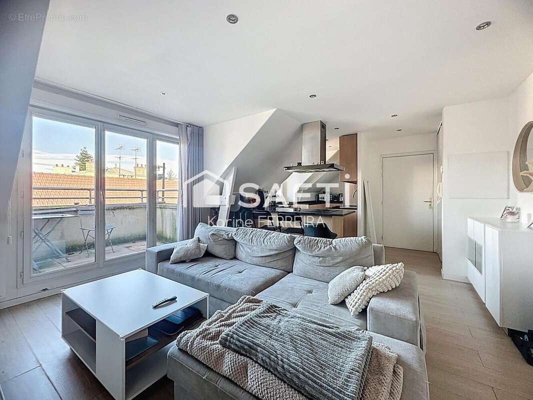 Photo 2 - Appartement à CORBEIL-ESSONNES