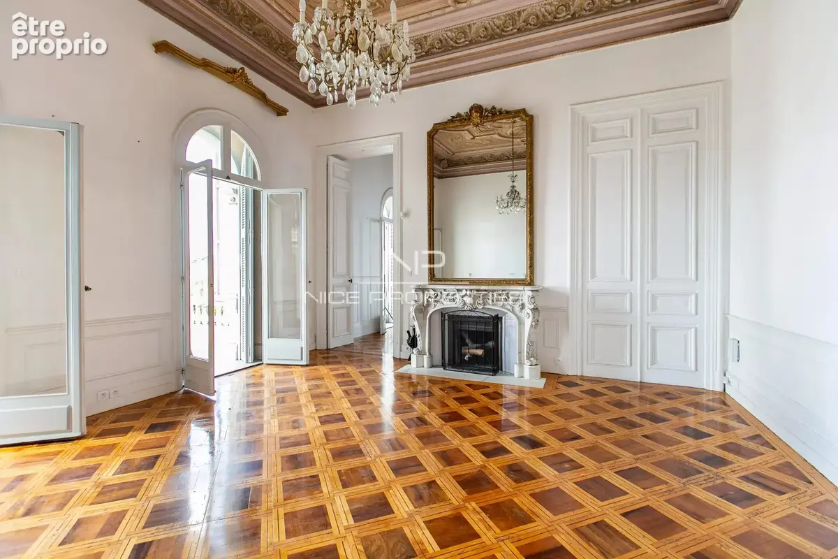 Majestueux 6 pièces  vue mer de 288 m² habitables dans une Hôtel Particulier du Mont Boron - photo 11