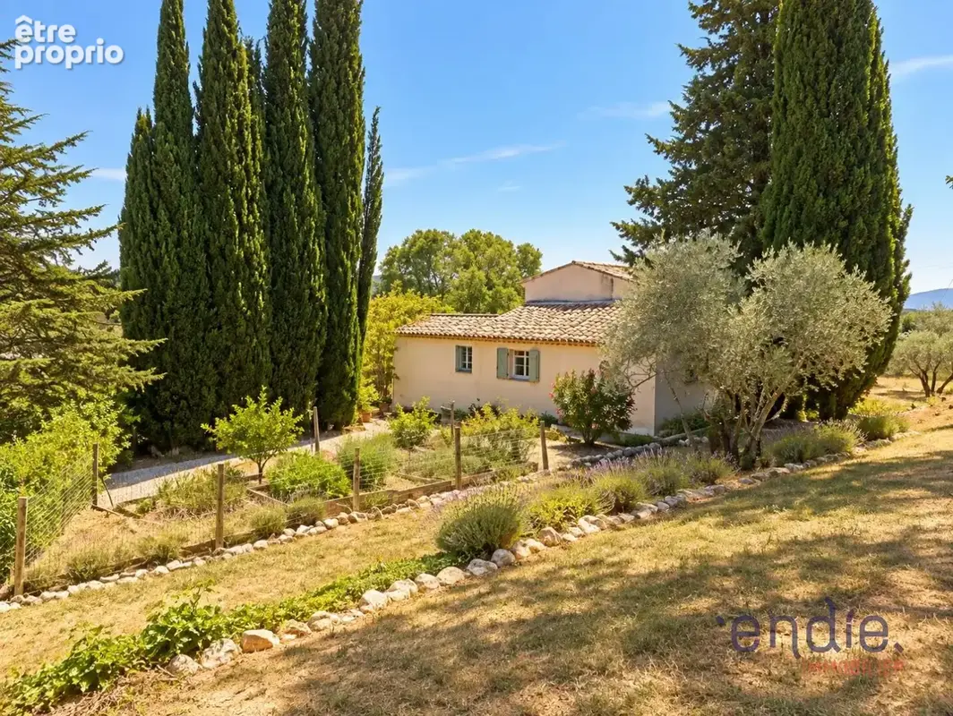 Flayosc - Propriété de charme, 5 chambres, piscine, dépendances - Vue panoramique. - photo 5