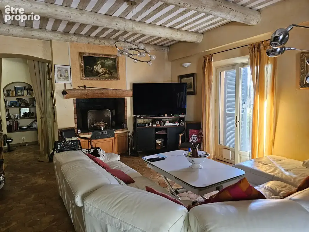 Villa  attypique au coeur du domaine de pontroyal - photo 10