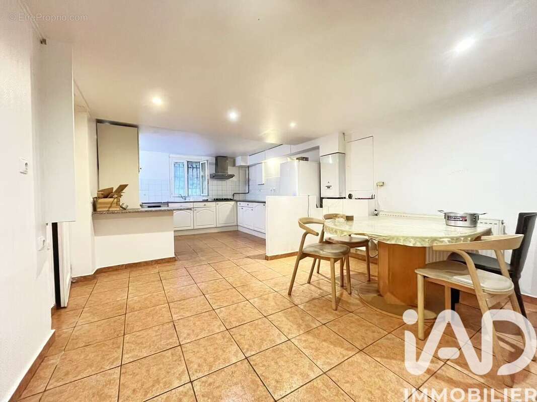 Photo 9 - Maison à SAINT-DENIS