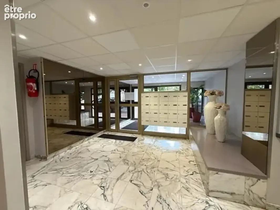 Dept de la Vienne (86) Appartement de standing à vendre 4 pièces CHATELLERAULT (86) - photo 2