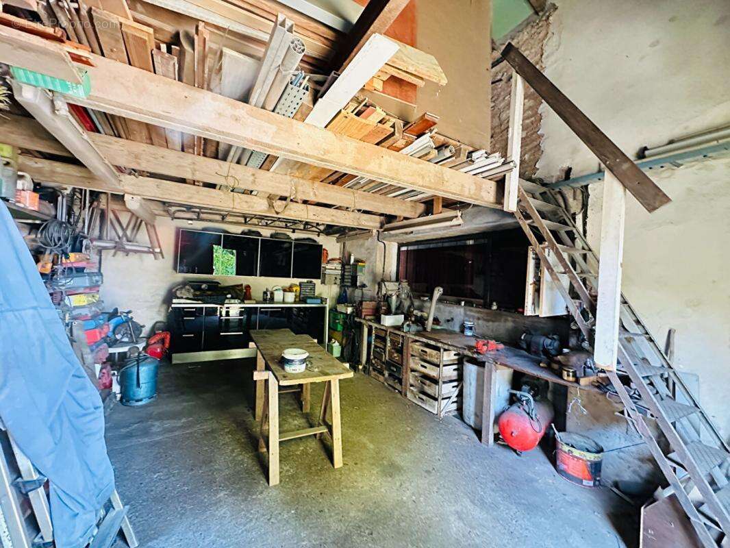 Maison  5 pièce(s) 109 m2 avec garage et dépendances - photo 18