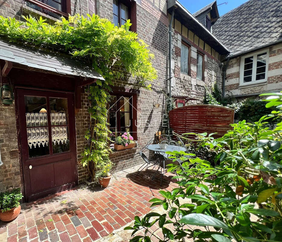 Maison à LA BOUILLE
