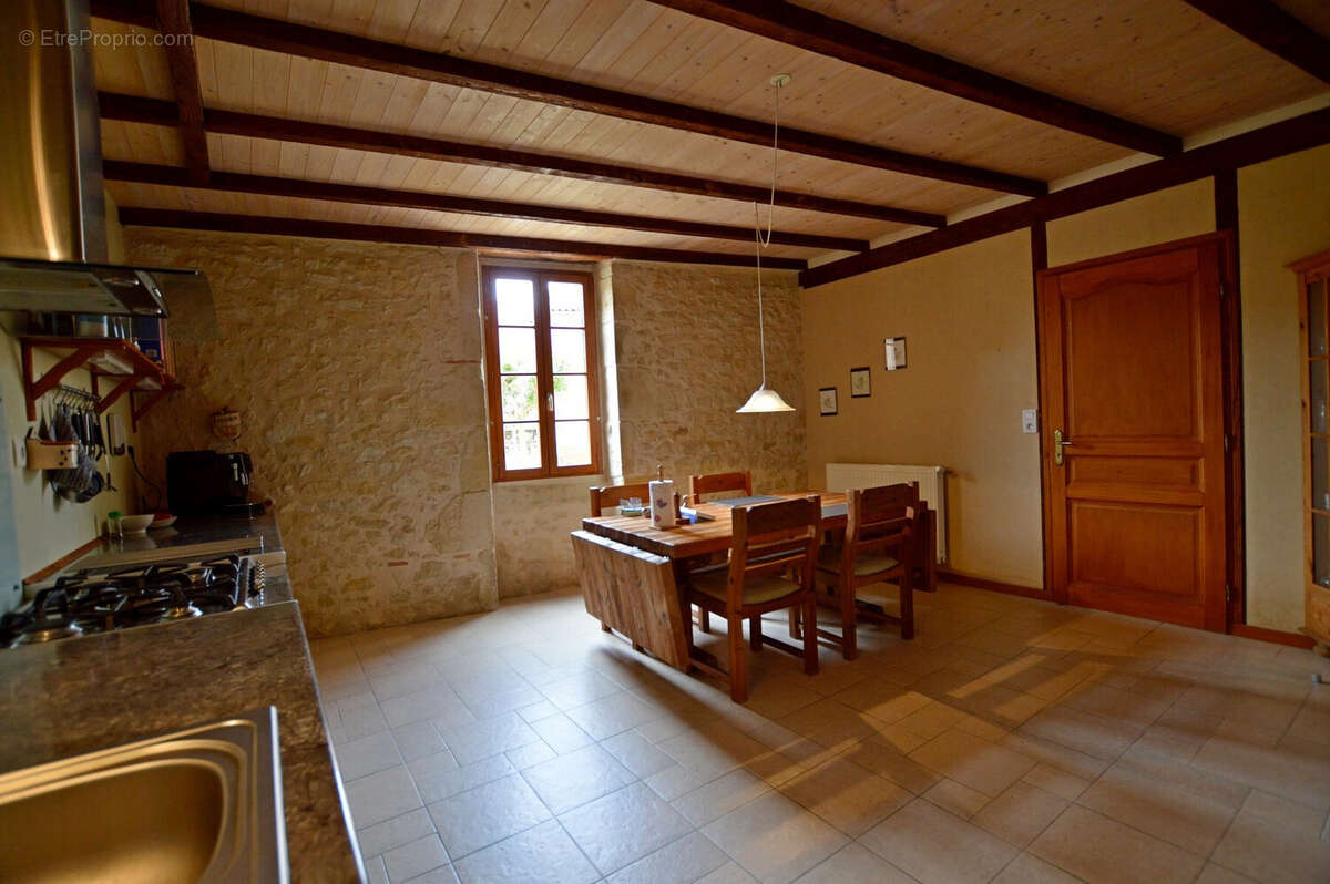 Maison à LANDERROUAT