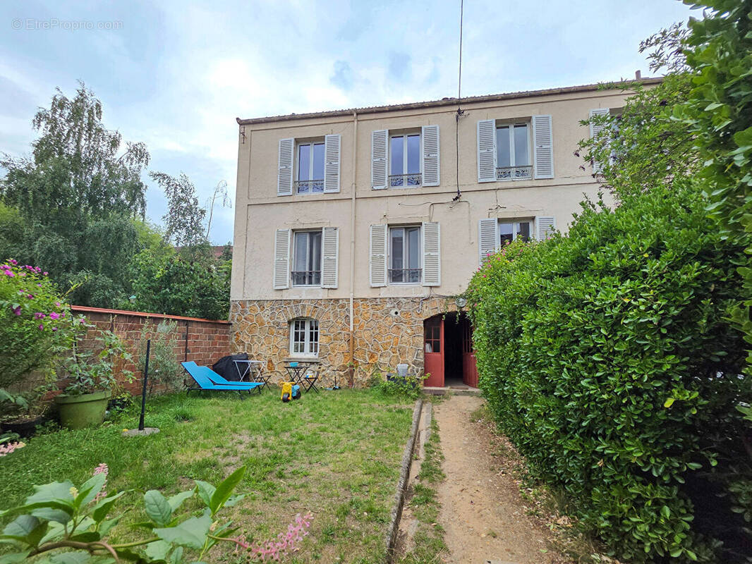 Appartement à MAISONS-LAFFITTE
