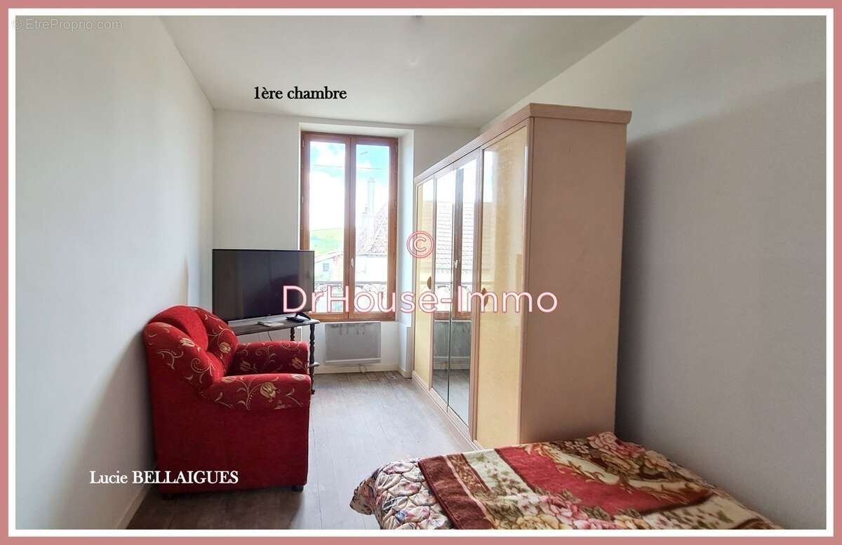 Maison à VILLENEUVE-AU-CHEMIN