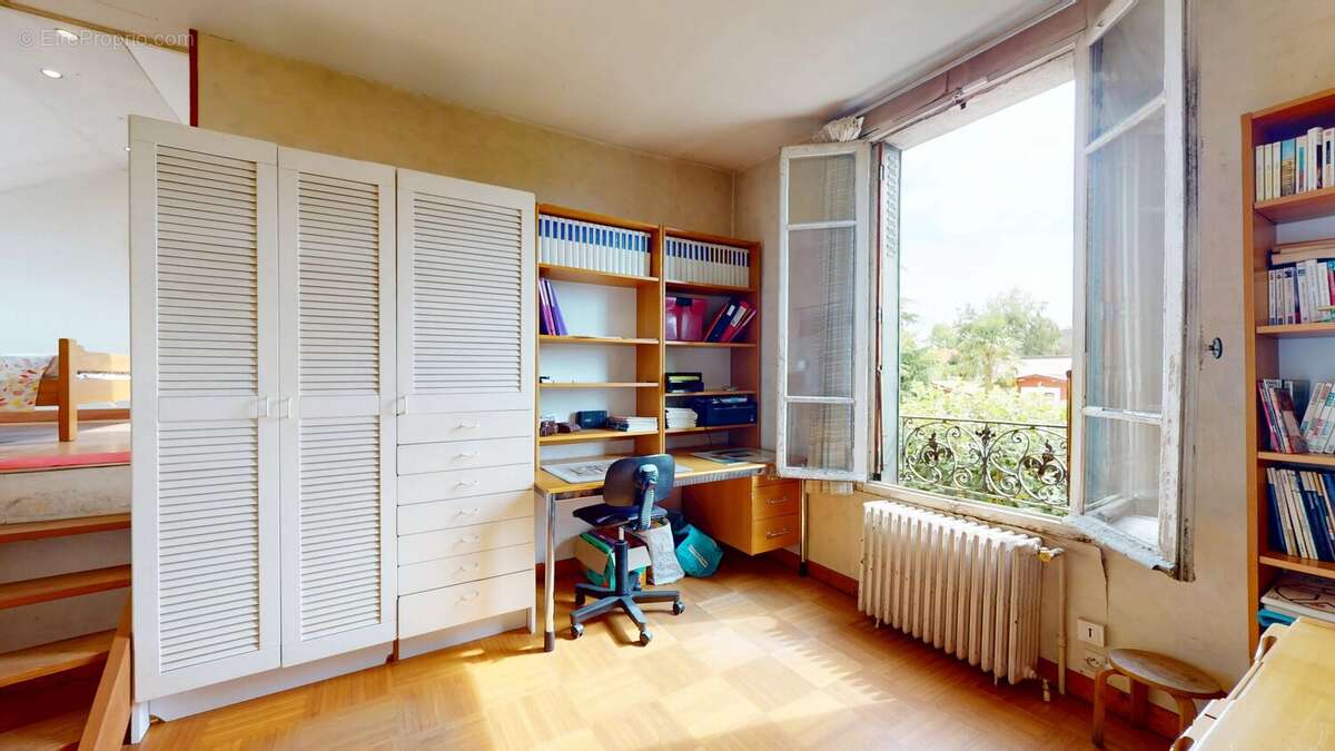 Maison 100 m² à Montfermeil  - photo 10