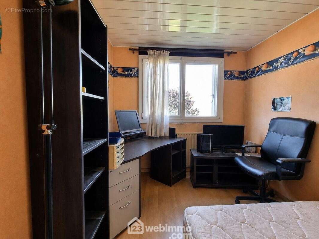 Photo retouchée - Pièce désencombrée - Appartement à VITRY-SUR-SEINE