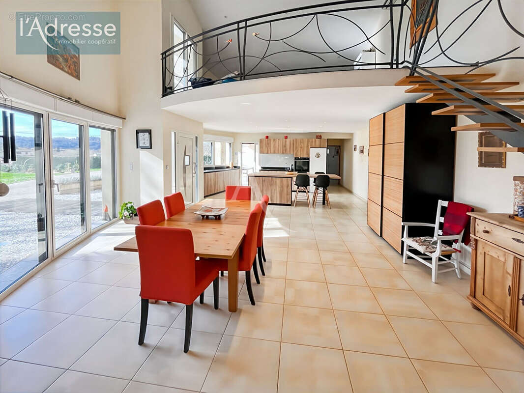 Maison à PRAYSSAC