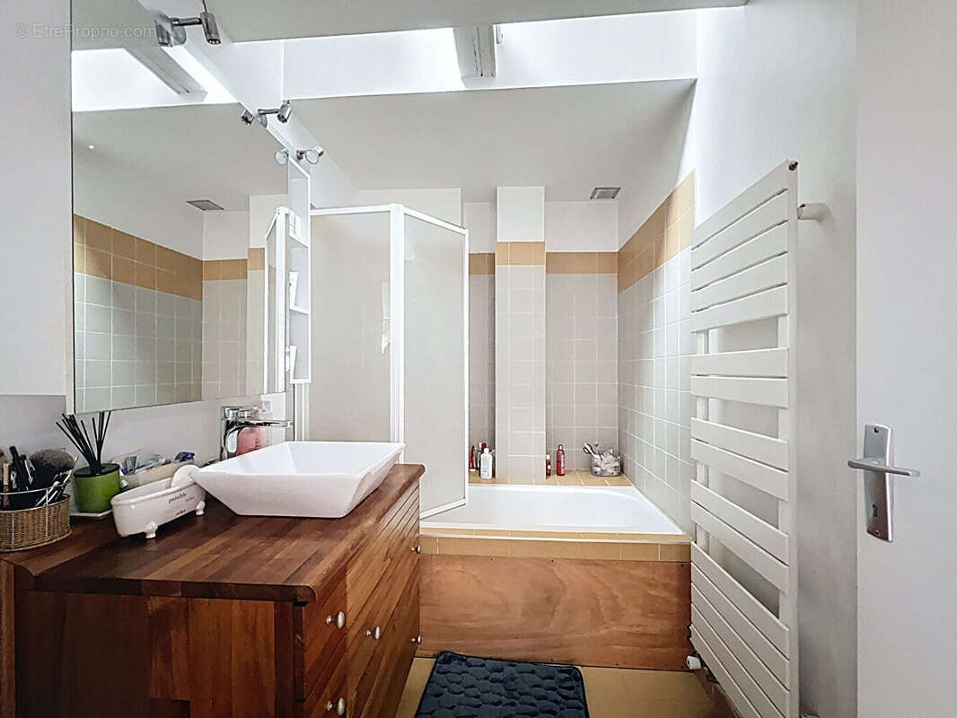 Appartement à SURESNES